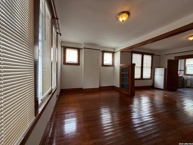 Building Photo - 111 Leigh St