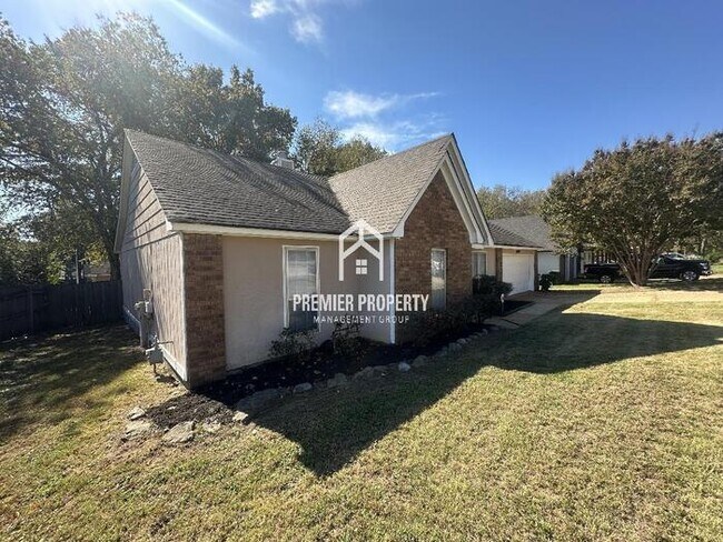 Foto del edificio - 6893 Rockingham Rd