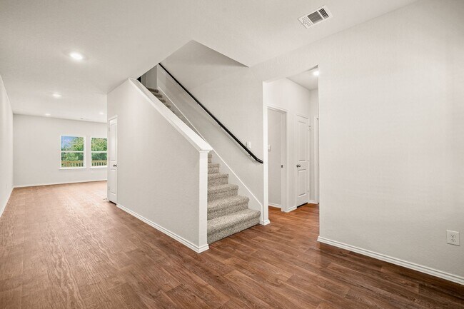 Foto del edificio - BRAND NEW HOUSE LOCATED IN RIVERSTONE AT WESTPOINTE SAN ANTONIO TX 78253