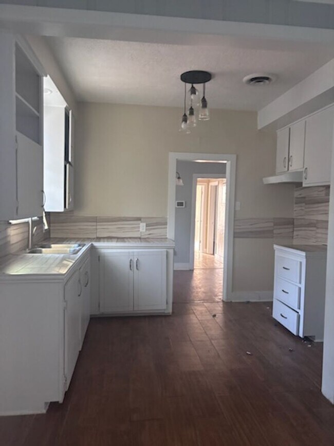 Foto del edificio - 131 Grandview Cir