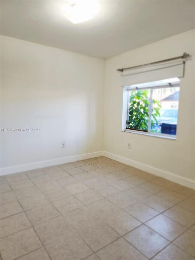 Foto del edificio - 18861 NW 86th Ct