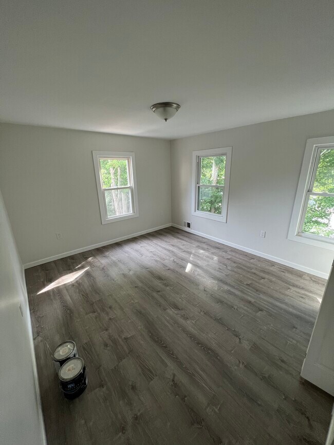 21 Orchard St, Ansonia, CT 06401 Townhouse for Rent in Ansonia, CT