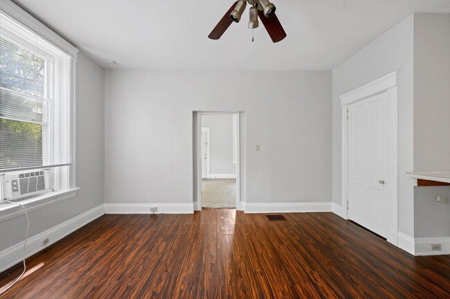 Building Photo - 494 Riddle Rd