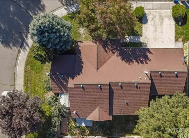 Foto del edificio - 230 War Eagle Dr