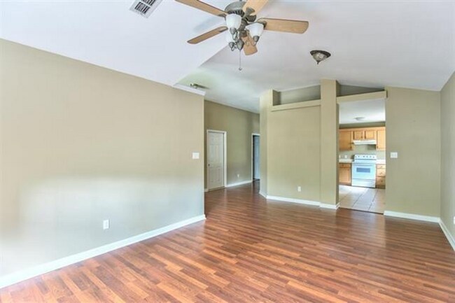 Foto del edificio - East Tallahassee Home Near Fallschase