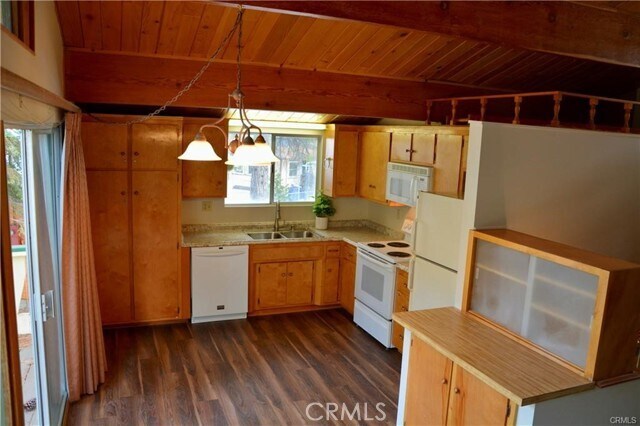 Building Photo - 31587 Circle View Dr