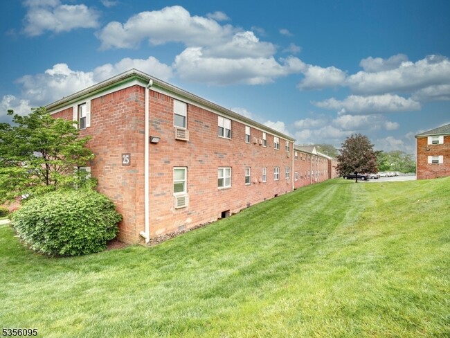Building Photo - 2467 NJ-10