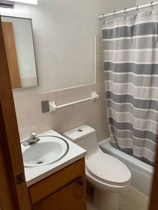 Building Photo - 1325 Fair Street