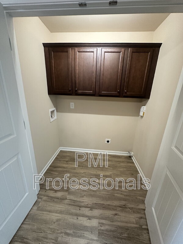 Foto del edificio - 308 Dill Ln
