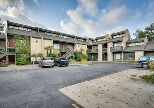 Building Photo - 601 Nelray Blvd