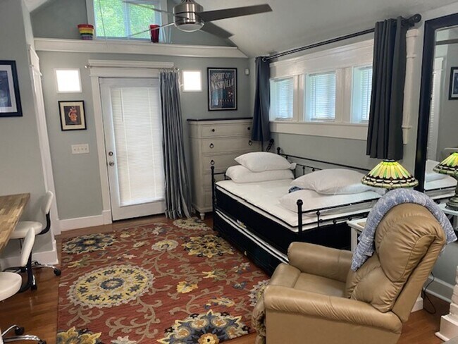 Foto del edificio - Furnished Tiny House!