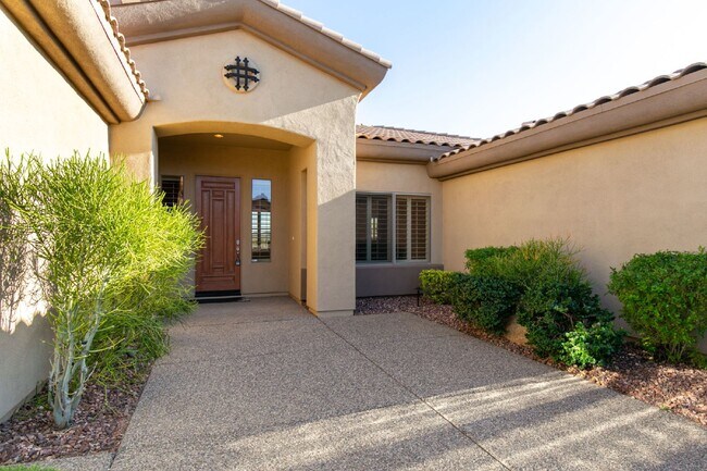 Building Photo - "Beautiful Anthem Rental with Granite Coun...