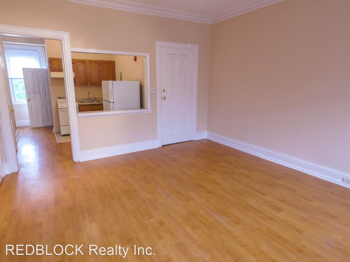 Building Photo - Studio, 1 bath Apartment - 4423 Sansom St