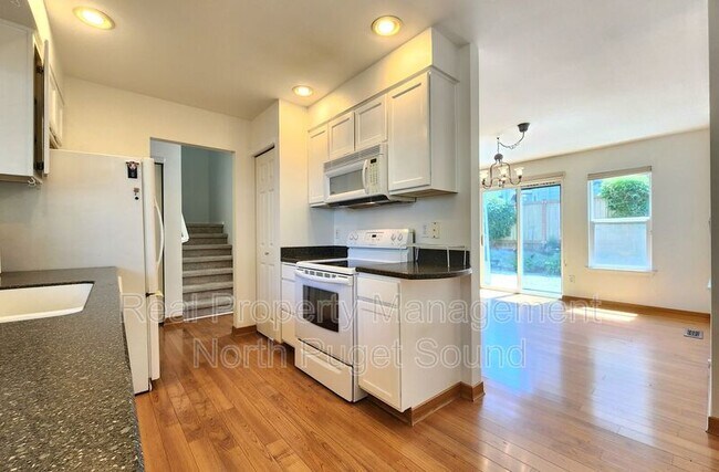 Foto del edificio - 1318 57th St SW