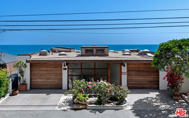 Building Photo - 24638 Malibu Rd