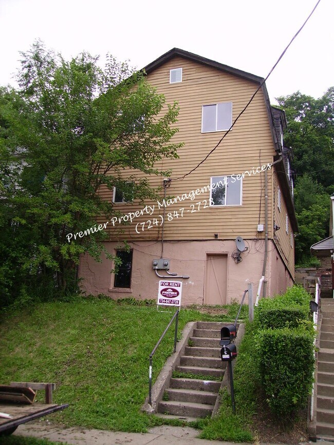 Building Photo - 1324 Beaver Rd