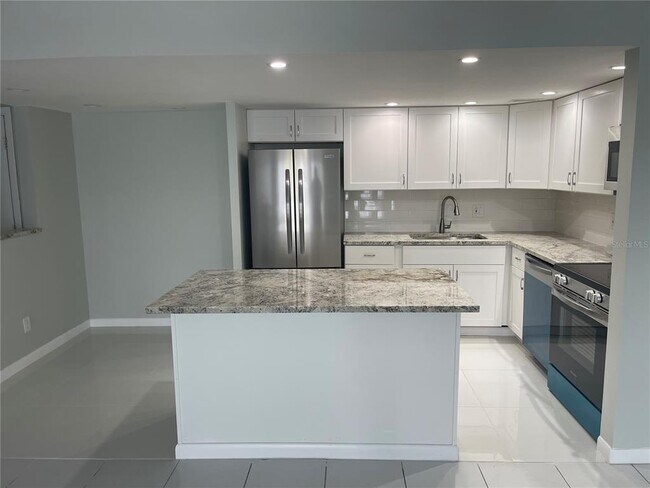 Foto del edificio - 851 Bayway Blvd