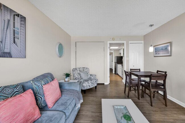 Foto del edificio - 2300 N Ocean Blvd