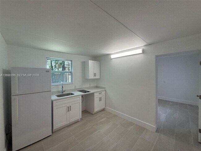 Foto del edificio - 6765 SW 34th St
