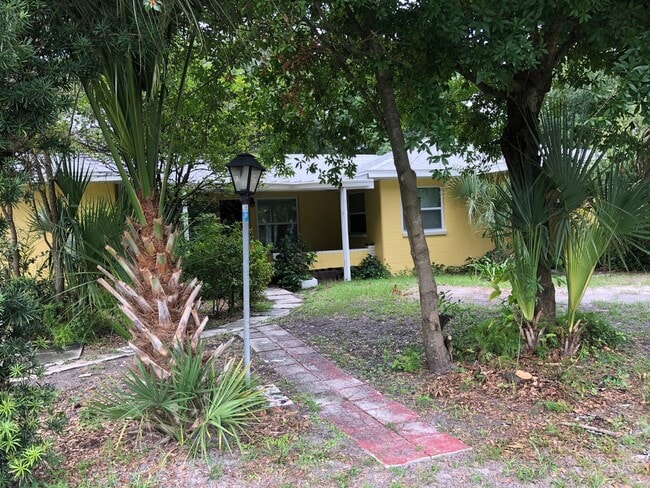 Photo - Large Old West Tampa Home