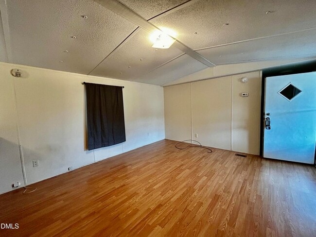 Building Photo - 2128 Jack Rd