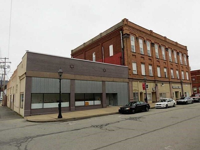 Building Photo - 128 Wood St