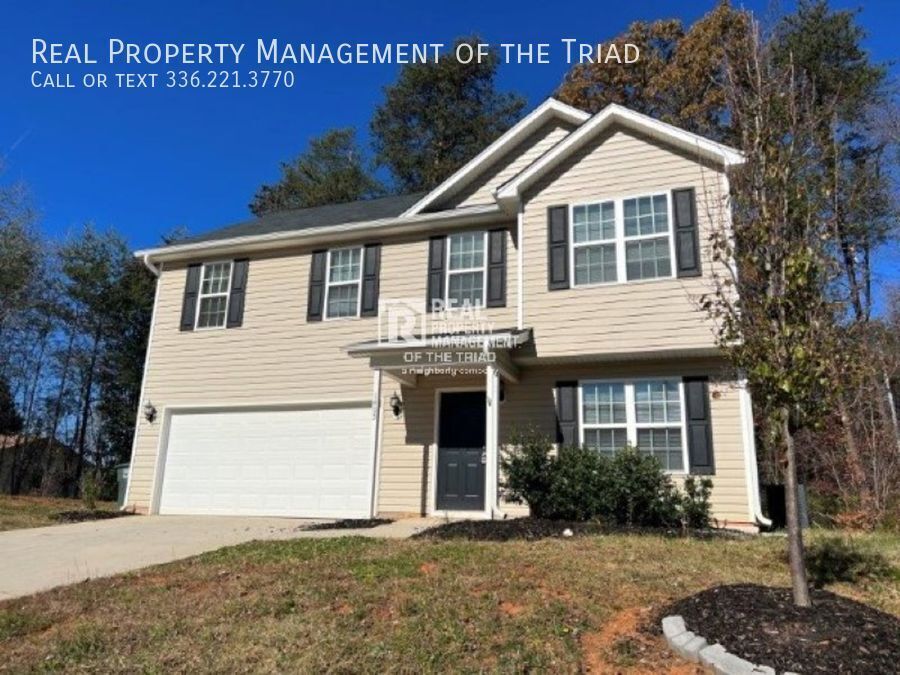 Foto principal - Newer Construction 4 Bedroom 2.5 Bath Home