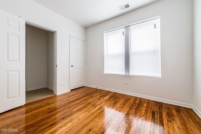 Building Photo - 7406 S Perry Ave