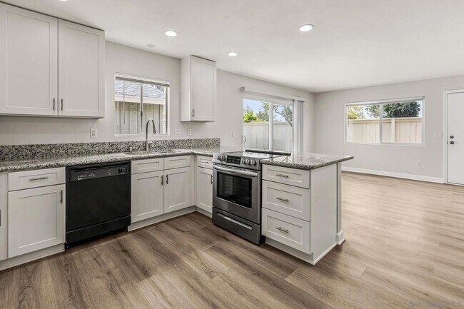 Foto del edificio - 1809 Eastwood Ln
