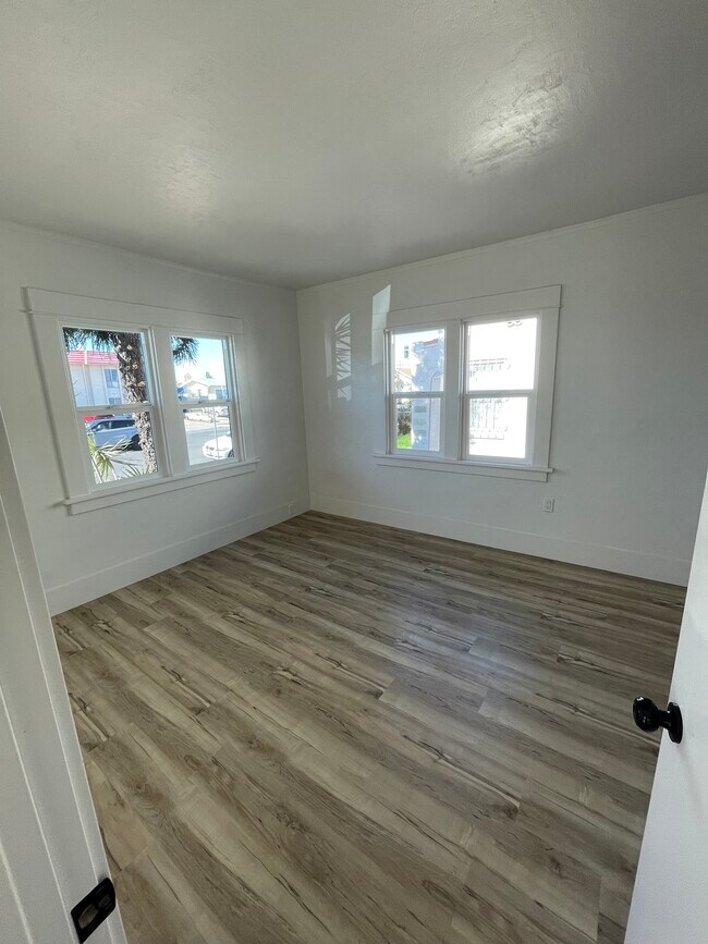 Building Photo - 4171 43rd St