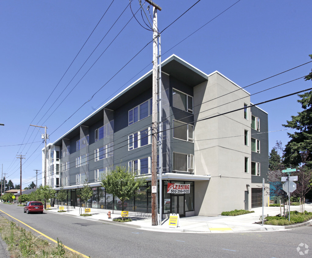 Primary Photo - Jarrett Street Lofts