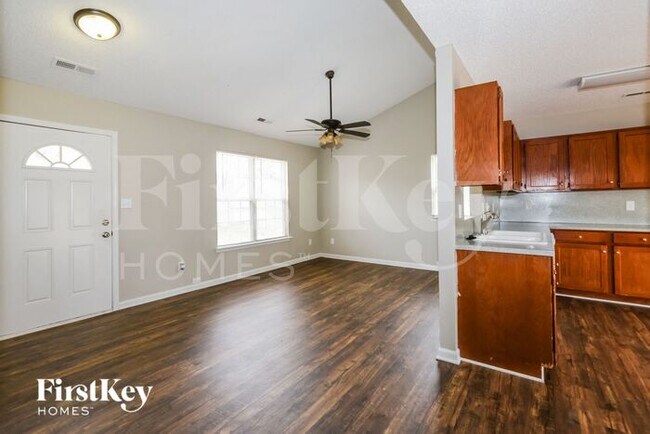 Building Photo - 5223 Possum Trot Ln