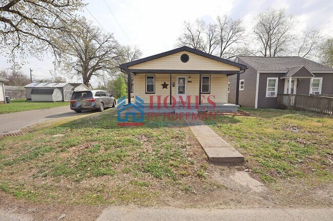 Foto del edificio - Two Bedroom House | Move In Ready!