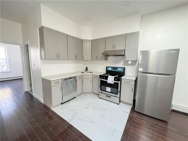Building Photo - 534 94th St