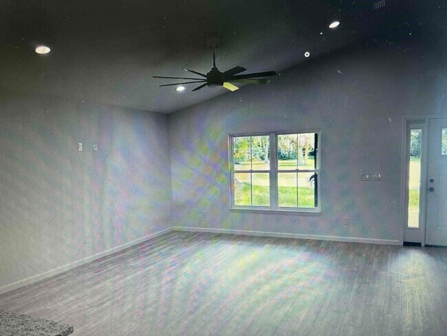 Building Photo - 231 Monterey Ave