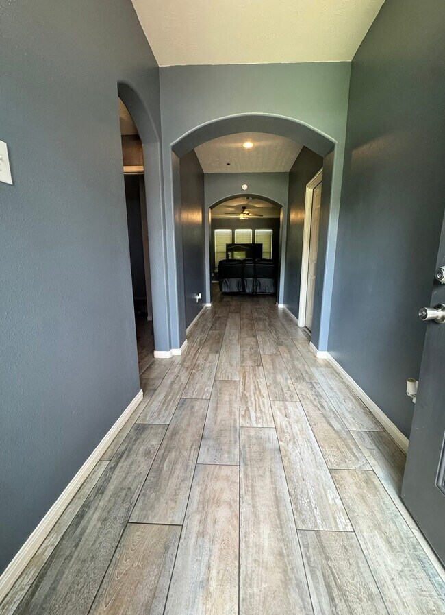 Hermosa entrada - 4019 Strawberry Ct