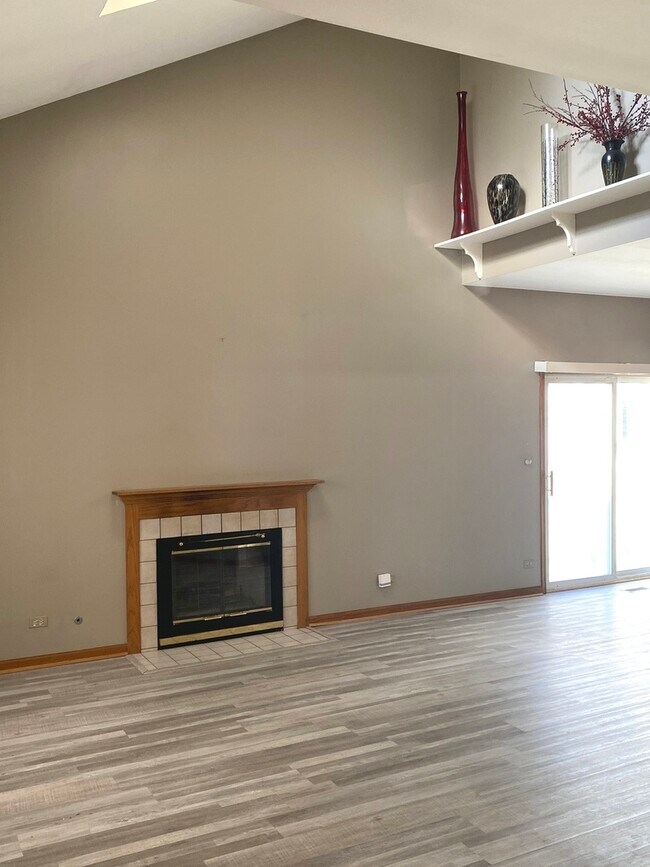 Building Photo - 132 Cammeron Ct
