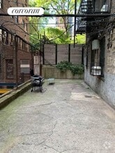 Building Photo - 234 E 50th St