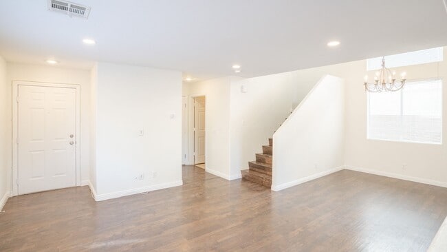 Building Photo - 9324 Canalino Dr