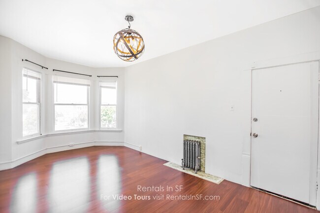 Building Photo - 901 Stanyan St