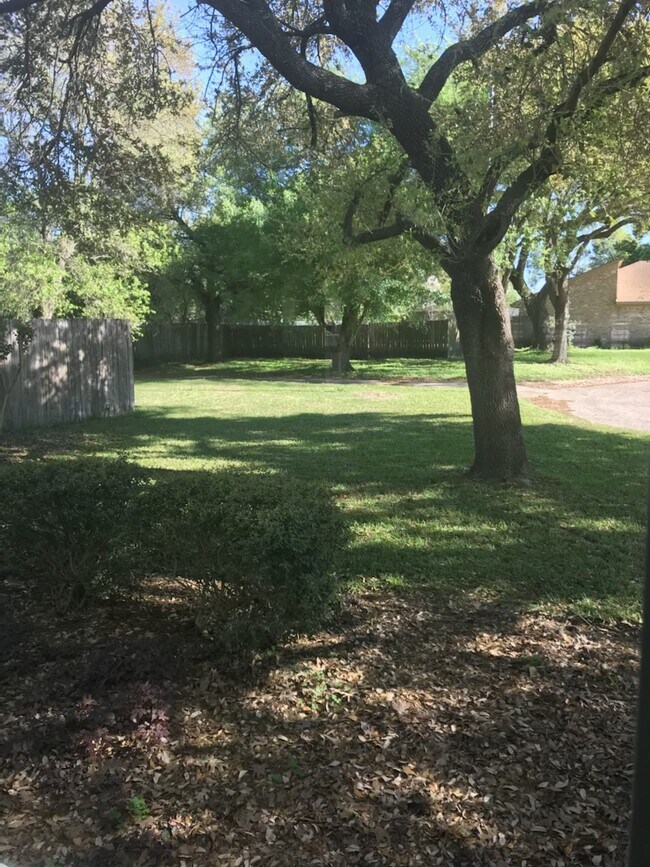 Cul-de-sac location with large, empty grass-lot on one side. - 14006 Overbrook Ln