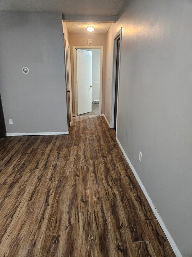 Foto del edificio - 107 College Park Ct