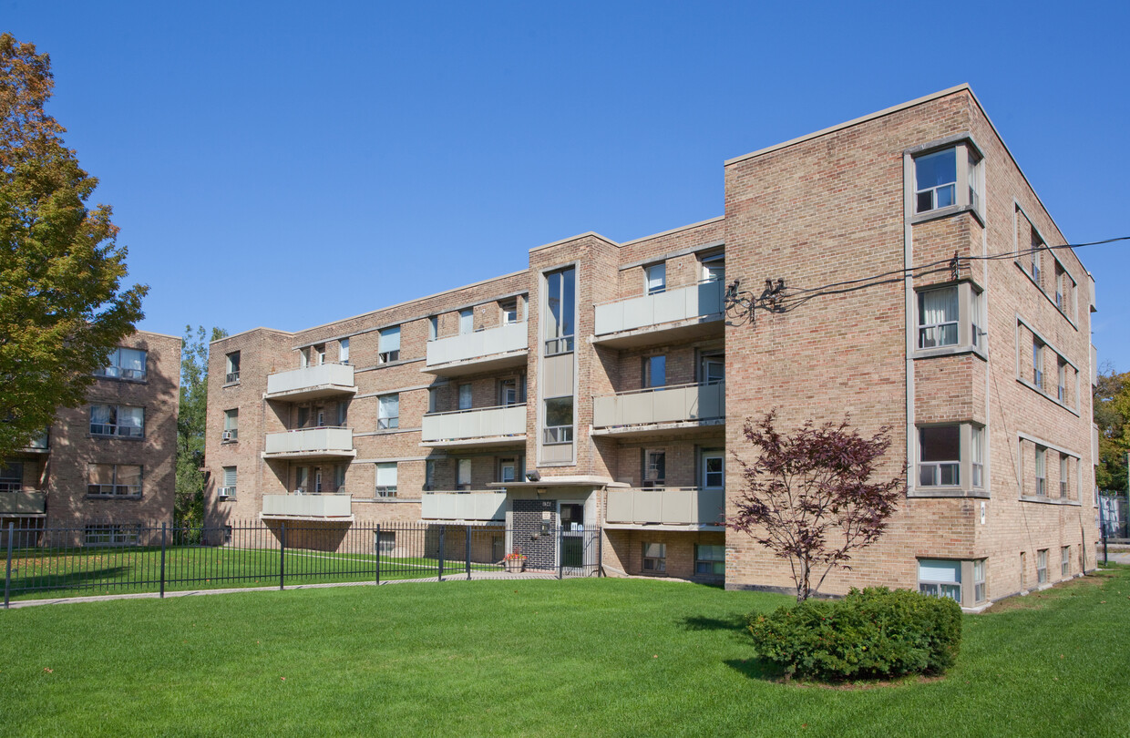 Primary Photo - Humber River Apartments