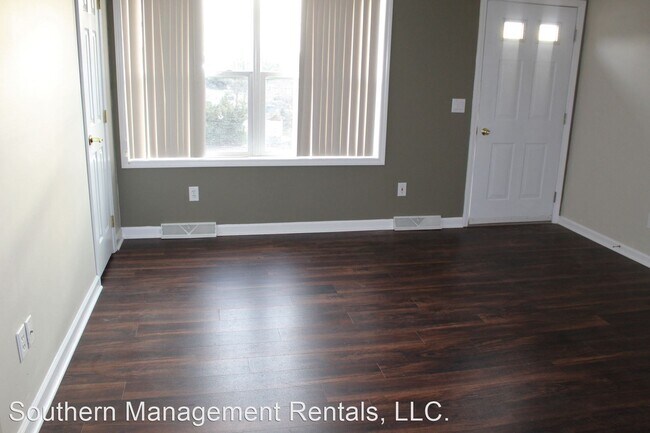 Building Photo - 2 br, 1.5 bath House - 541 E Frederick St