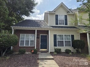 Building Photo - 105 Lynch Cir