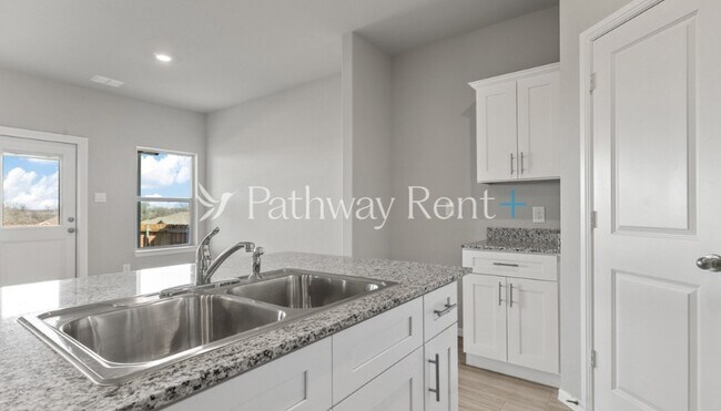 Foto del edificio - 8408 Hollymead Ln