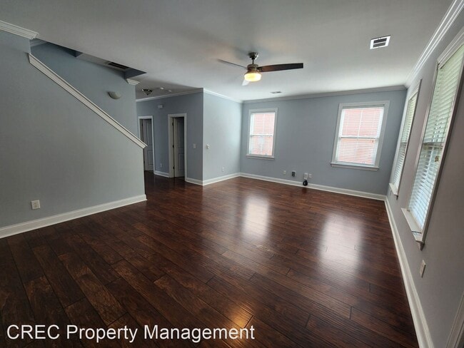 Building Photo - 3 br, 2.5 bath House - 312 Verbena Avenue