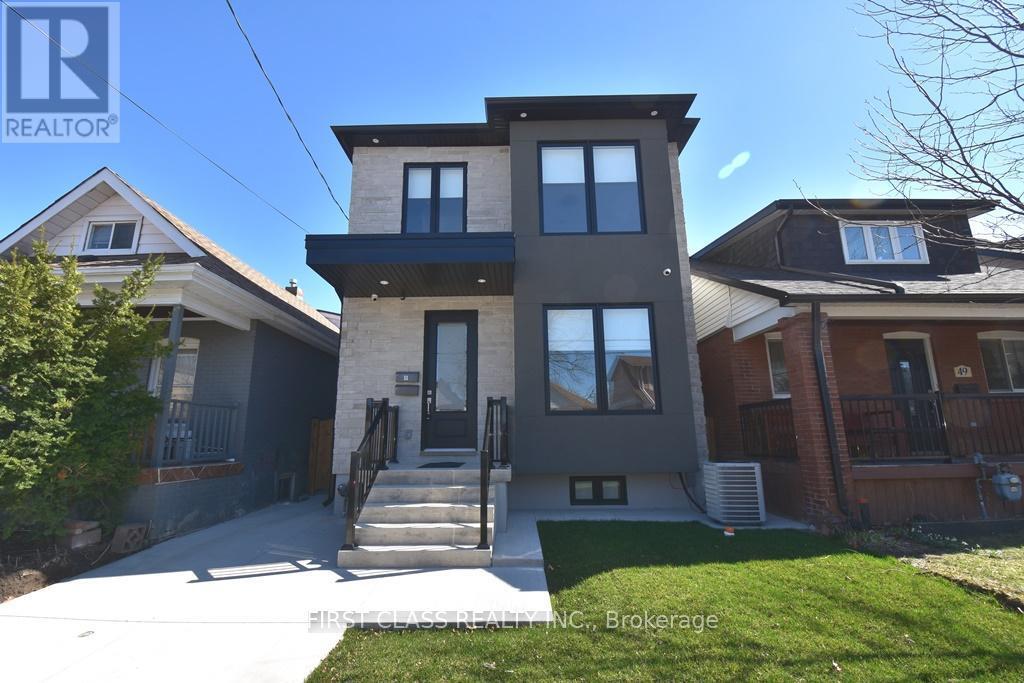 Photo principale - 51-51 Craydon Ave