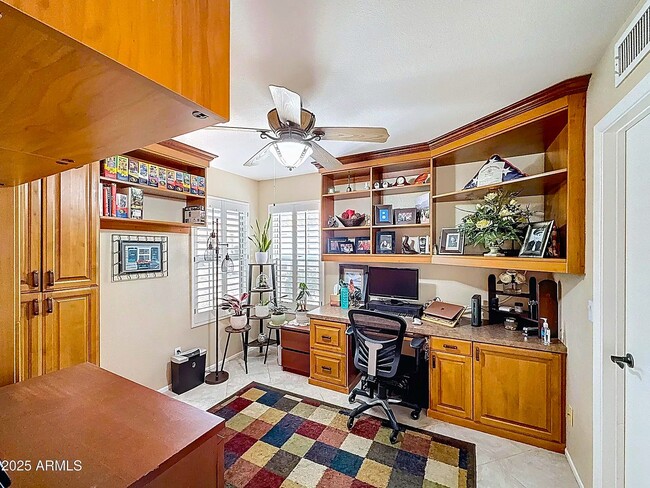 Building Photo - 4707 E Angela Dr