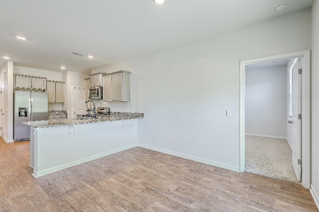 Building Photo - 124 Pontoria Dr
